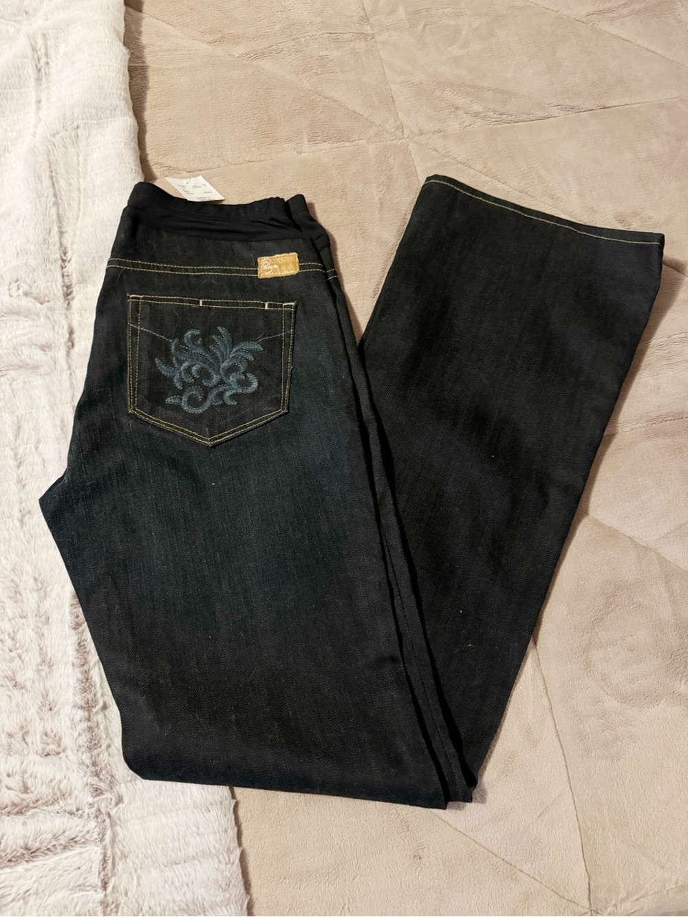 BNWT Paige Maternity Jeans size 30